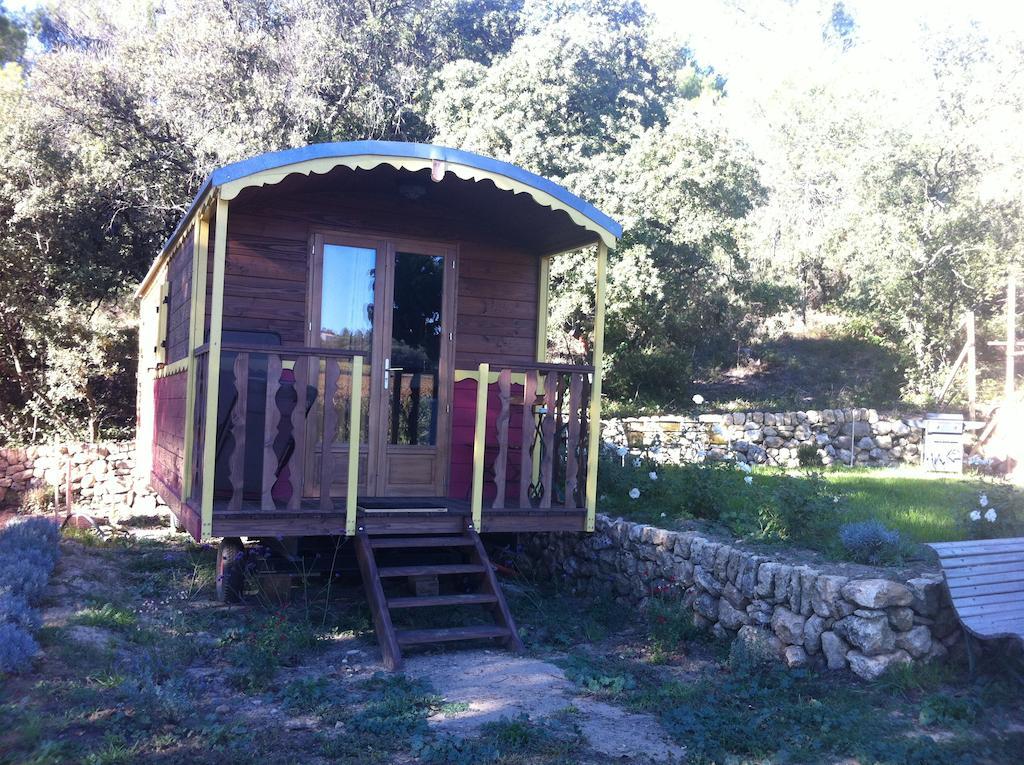 Villa Domaine Les Perpetus La Tour-dʼAigues Esterno foto